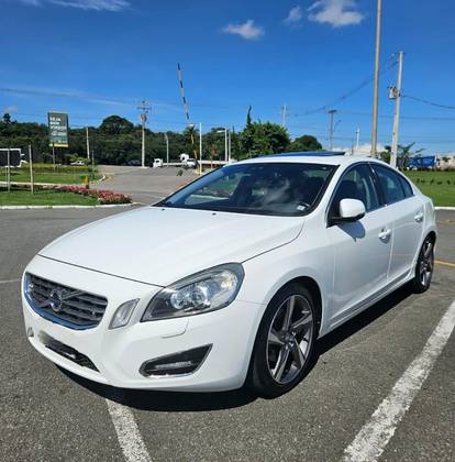 VOLVO S60 2.0 T5 DYNAMIC GASOLINA 4P AUTOMÁTICO